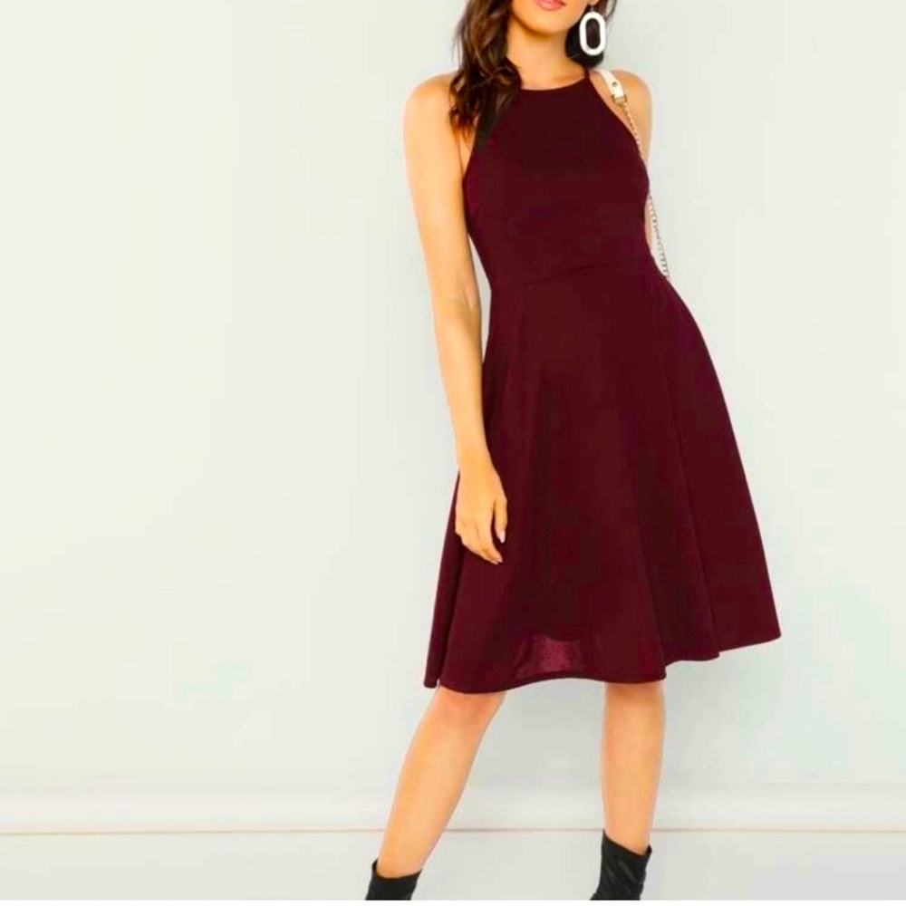 New Crimson Solid Halter Fit & Flare Dress Large